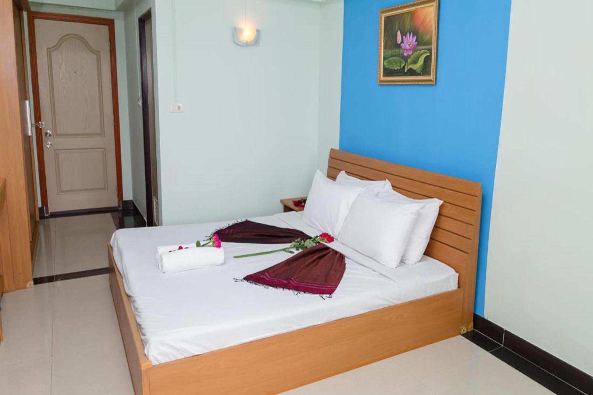 The Garden Place Bangkok Nonthaburi Exterior photo